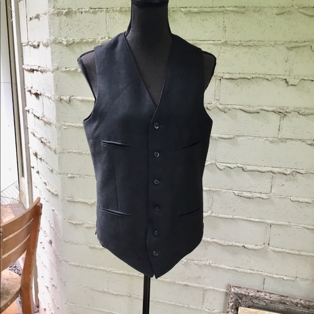 J. Ferrar vest size S